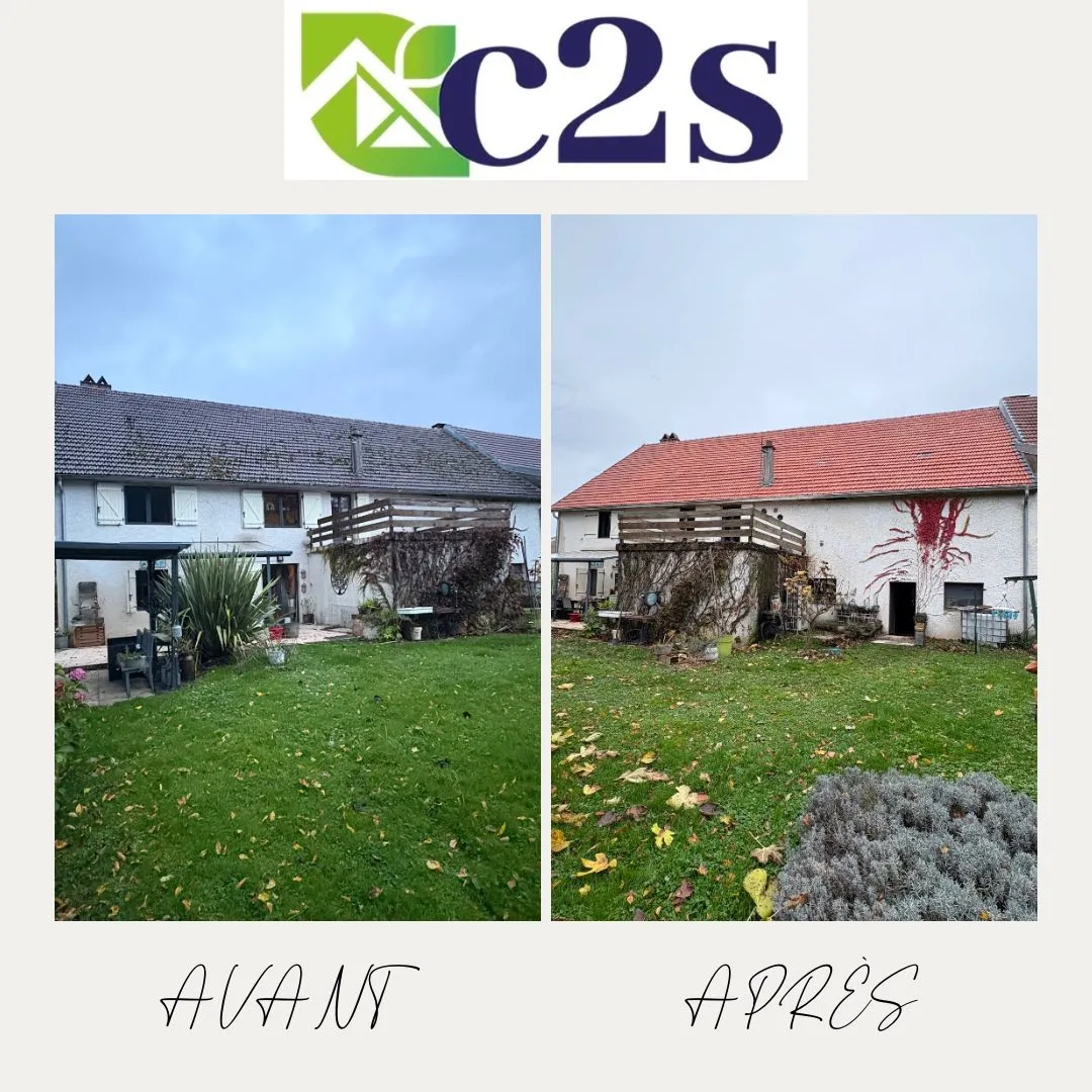Avant/après : nettoyage de toiture en ardoise